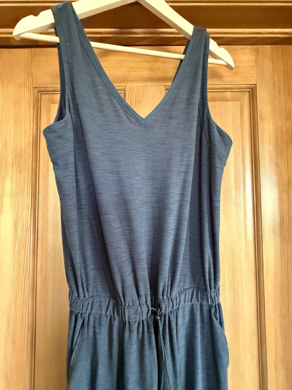 Old Navy Sleeveless V-Neck Jumpsuit in Charcoal Gray - Picture 2 of 3